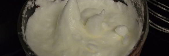 праздничный фунтовый кекс