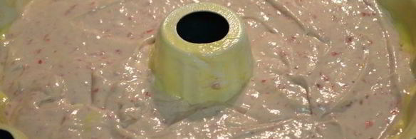 праздничный фунтовый кекс