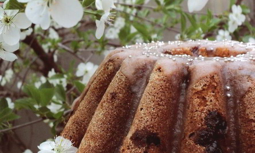 Рецепт пряного кекса с вишнями