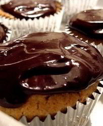 Творожно-масляные кексы с шоколадом