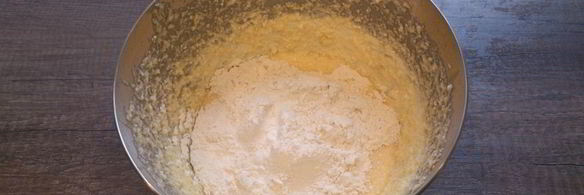 творожные кексы с апельсиновыми цукатами