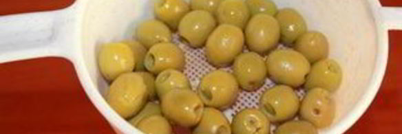 закусочный кекс с оливками и сыром джюгас