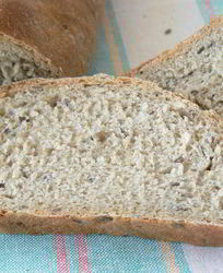 Батон с льняными семенами на закваске