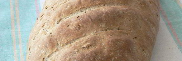 батон с льняными семенами на закваске