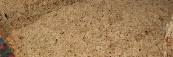 черный хлеб с тмином и кунжутом