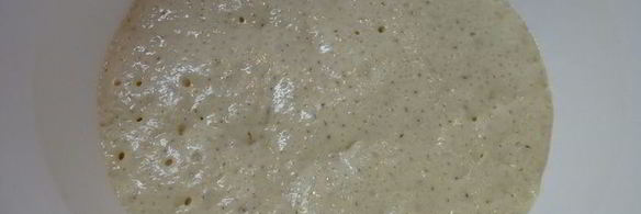 французский хлеб на красном вине, с орехами и изюмом