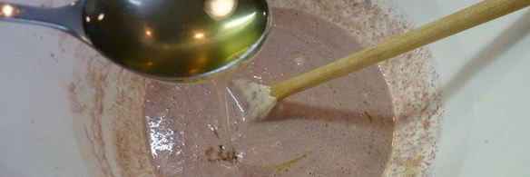 французский хлеб на красном вине, с орехами и изюмом