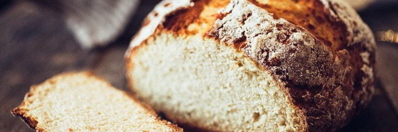 Ирландский содовый хлеб в чугунной сковороде