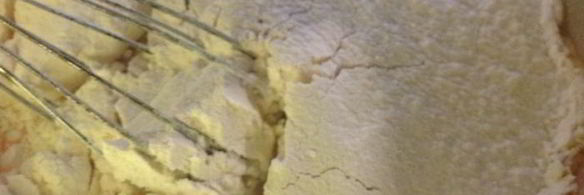 хлеб без замеса с изюмом и семечками