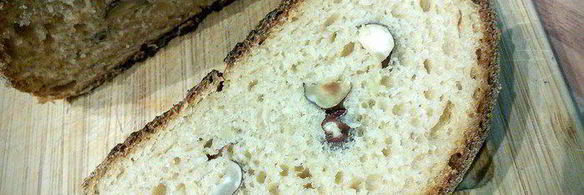 хлеб на печеных яблоках с орешками