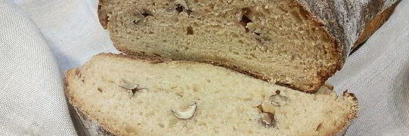 хлеб на печеных яблоках с орешками