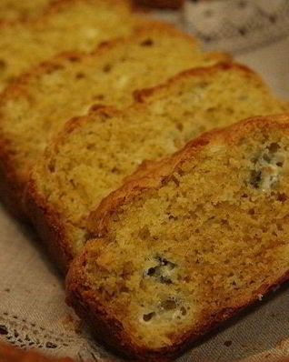 Кукурузный хлеб с голубым сыром