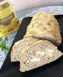 Мясной хлеб с рисовой начинкой