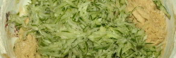 огуречно-клубничный хлеб