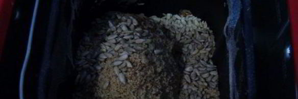 ореховый хлеб с семечками