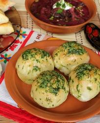 Пампушки к борщу из хлебного теста