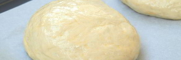 пшеничный хлеб в духовке