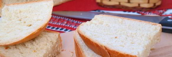 пшеничный хлеб в духовке