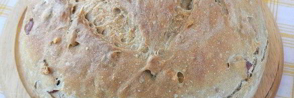 ржаной хлеб с клюквой и грецким орехом