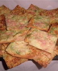 Чипсы из лаваша с ветчиной и сыром