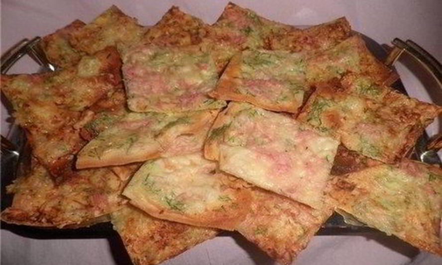 Рецепт чипсов из лаваша с ветчиной и сыром