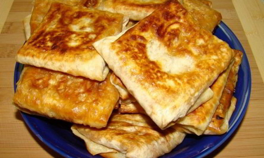 Рецепт горячей закуски в лаваше с ветчиной