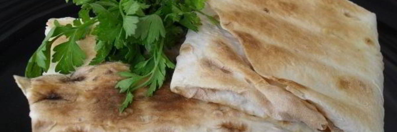 Конвертики из лаваша с сыром