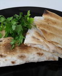 Конвертики из лаваша с сыром