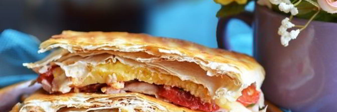 Копченые куриные окорочка в лаваше