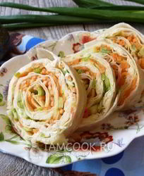 Лаваш с корейской морковкой и сыром