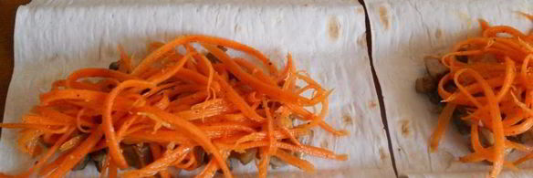 лаваш с курицей, грибами и корейской морковью