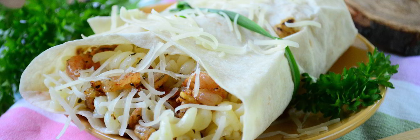 Паста с креветками в лаваше
