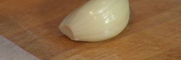 пряный сибас в лаваше с огурцом и зеленью