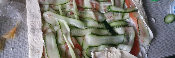 рулет с рыбой в лаваше