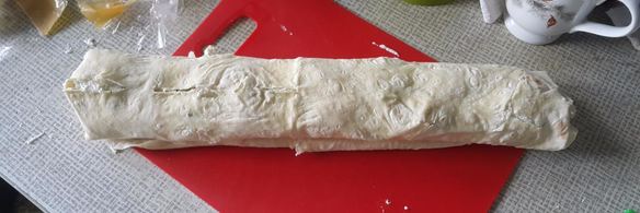 рулет с рыбой в лаваше