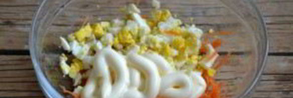 рулетики из лаваша с корейской морковкой