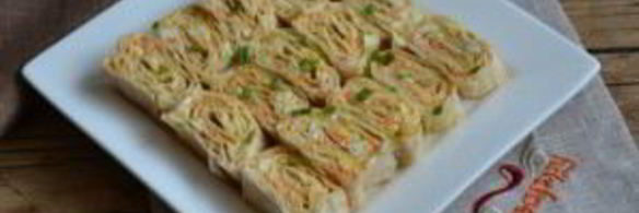 рулетики из лаваша с корейской морковкой