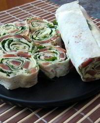 Рулетики из лаваша с красной рыбой