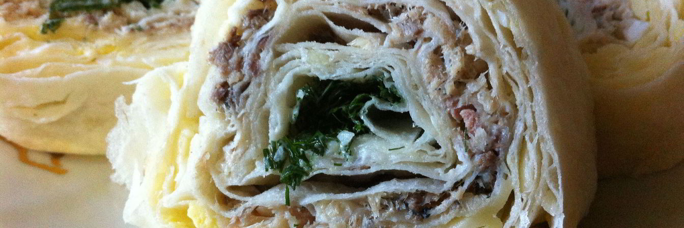 Рыбный рулет из лаваша