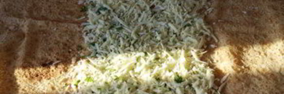 сулугуни в лаваше