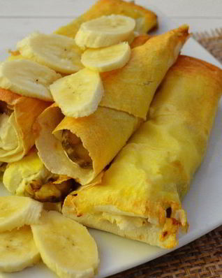 Трубочки из лаваша с творогом и бананом