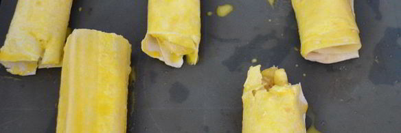 трубочки из лаваша с творогом и бананом