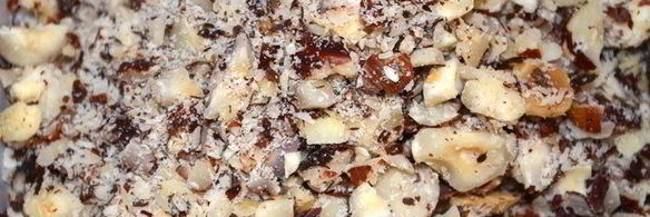 бездрожжевая кефирная лепешка с фундуком и черносливом