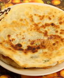 Чесночные лепешки