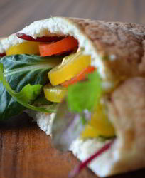 Домашняя пита с овощами