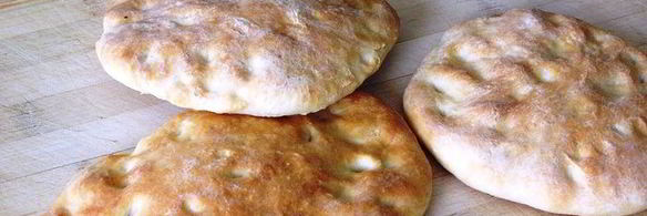 говяжьи котлеты на лепешке пиде