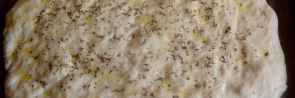 лепешка с тыквой, оливками и луком