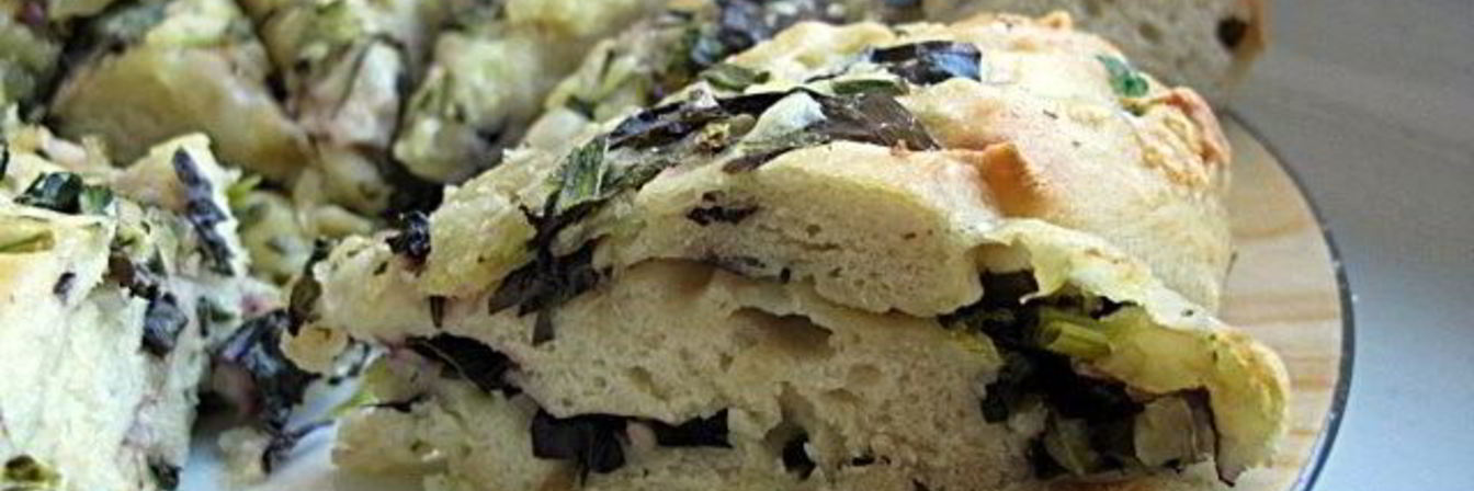 Лепешка с зеленью и моцареллой