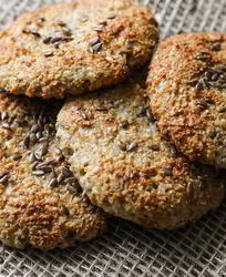 Лепешки из творога и отрубей