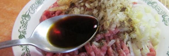 лепешки с фаршем на сковороде